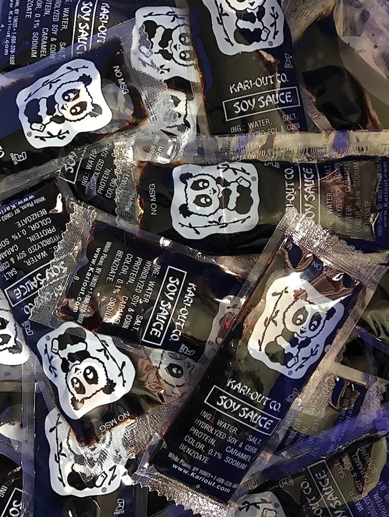 Panda Soy Sauce 20 Packets image 0
