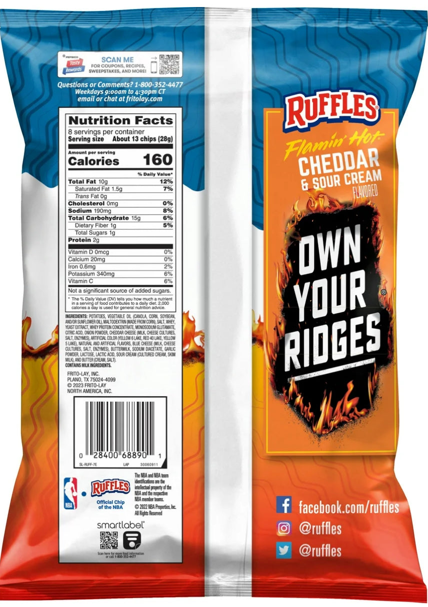 Ruffles Flamin' Hot Cheddar and Sour Cream Flavored Potato Snack Chips image 1