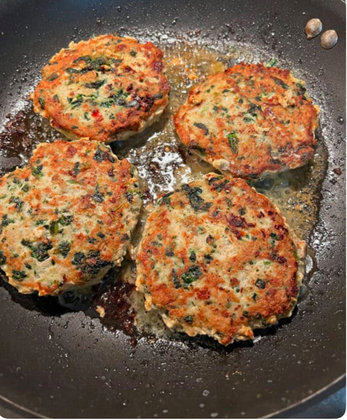 Amylu Chicken Burgers Spinach & Feta image 4