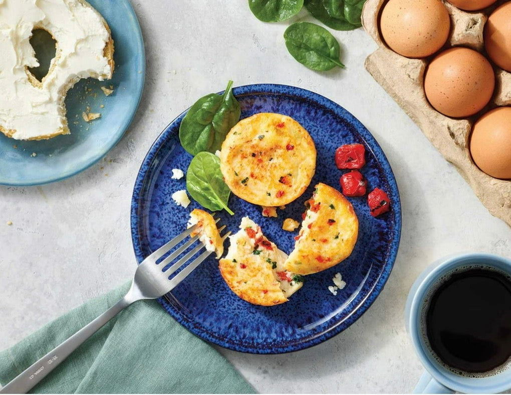 Member's Mark Fire Roasted Red Bell Pepper, Spinach, and Cheese Trio Egg White Bites, 5 pk.